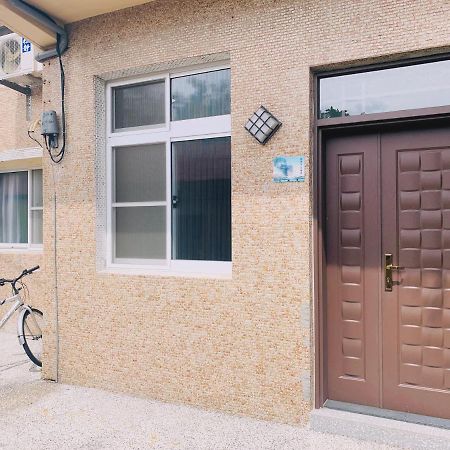 四季小空間 Apartment Pingtung Exterior photo