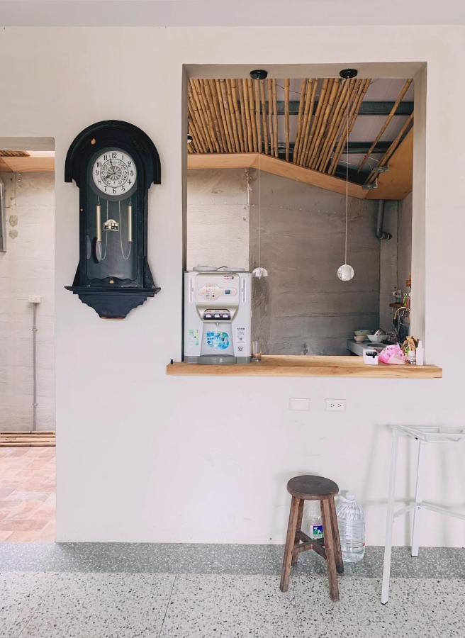 四季小空間 Apartment Pingtung Exterior photo